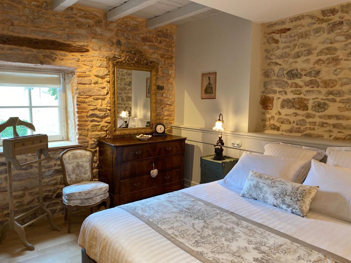 Chateau De Champ-renard